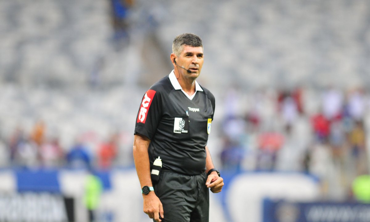 Árbitro Marcelo de Lima Henrique (foto: Alexandre Guzanshe/EM/D.A Press.)