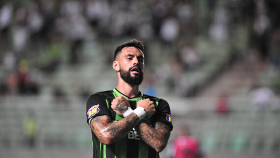 Gonzalo Mastriani comemora gol pelo América (foto: Alexandre Guzanshe/EM/D.A Press)