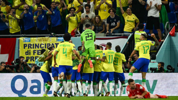 Comemoração de gol da Seleção Brasileira na Copa do Mundo do Catar em 2022 (foto: Jewel SAMAD / AFP)