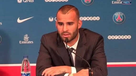 Jesé Rodríguez quando chegou ao PSG (foto: Reprodução/PSG TV)