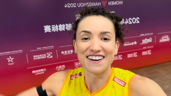 Gabi Guimarães em vídeo após a conquista do Mundial de Clubes Feminino de Vôlei (foto: Reprodução)