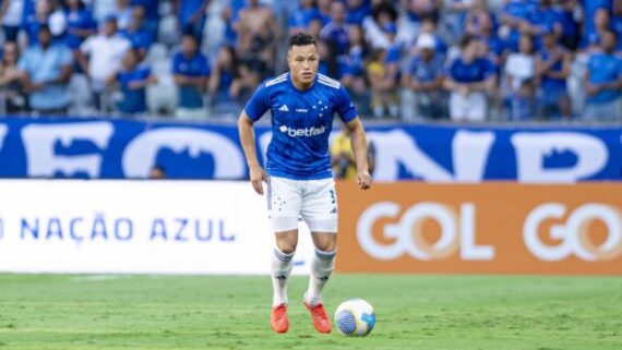 Marlon, lateral-esquerdo do Cruzeiro (foto: Gustavo Aleixo/Cruzeiro)