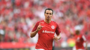 Leandro Damião nos tempos em que defendia as cores do Internacional (foto: Ricardo Duarte/Internacional)