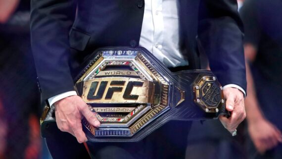 Cinturão do UFC, (foto: Steve Marcus/Getty Images/AFP)