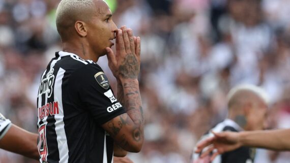 Deyverson durante Atlético x Botafogo pela final da Copa Libertadores (foto: Alejandro PAGNI / AFP)