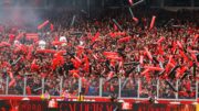 Torcida do Athletico-PR na Ligga Arena (foto: Divulgação/Athletico-PR)