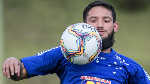 Arthur Kaíke defendeu o Cruzeiro em 2020 (foto: Gustavo Aleixo/Cruzeiro)