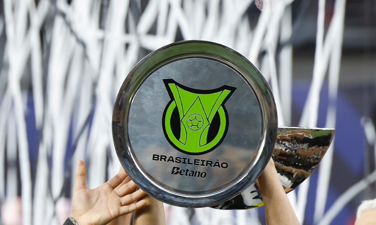 Troféu do Campeonato Brasileiro de 2024 (foto: Rafael Ribeiro/CBF)