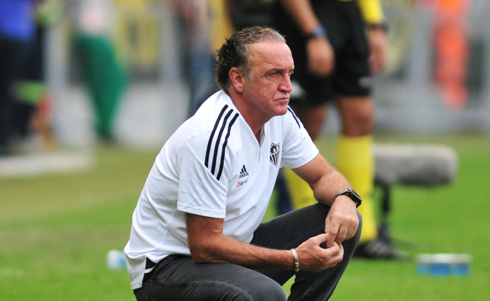 Cuca, treinador do Atlético, durante passagem pelo clube em 2022 - (foto: Ramon Lisboa/EM/D.A Press)