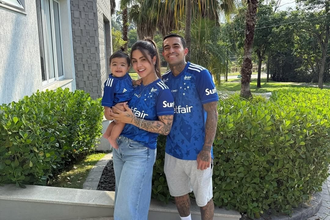 Reforço do Cruzeiro, Dudu passou Natal com a esposa e a filha (foto: Reprodução)
