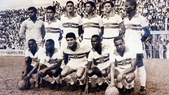 Siderúrgica campeão mineiro em 1964 (foto: Reprodução/Jorge Gontijo/Estado de Minas)