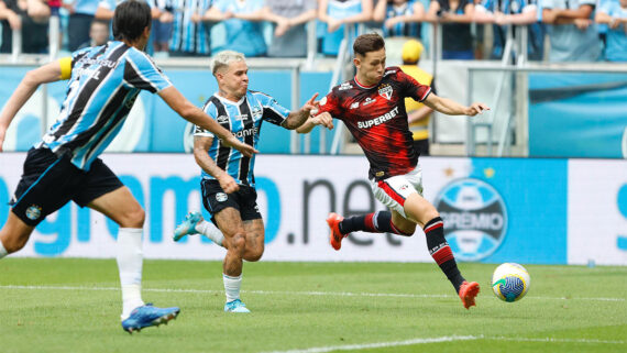 Grêmio e São Paulo se enfrentaram pela 36ª rodada do Brasileiro (foto: Rubens Chiri/Saopaulofc.net)