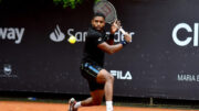 João Lucas Reis durante partida de tênis pelo Rio Open (foto: Divulgação/Rio Open)