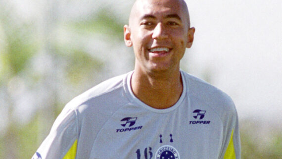 Luisão defendeu o Cruzeiro de 2000 a 2003 (foto: Paulo Filgueiras/EM/D.A Press)