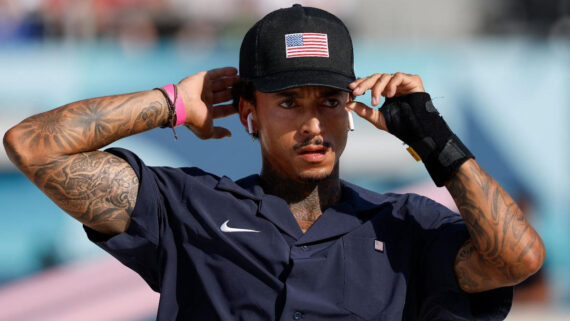 Nyjah Huston em ação na Olimpíada de Paris 2024, na qual foi medalhista de bronze (foto: ODD ANDERSEN/AFP)