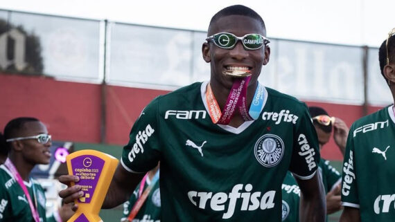 Patrick foi campeão da Copinha de 2023 pelo Palmeiras (foto: Reprodução/Redes sociais)