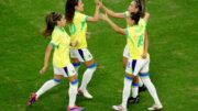 Jogadoras de Seleção Brasileira feminina (foto: Clement MAHOUDEAU / AFP)