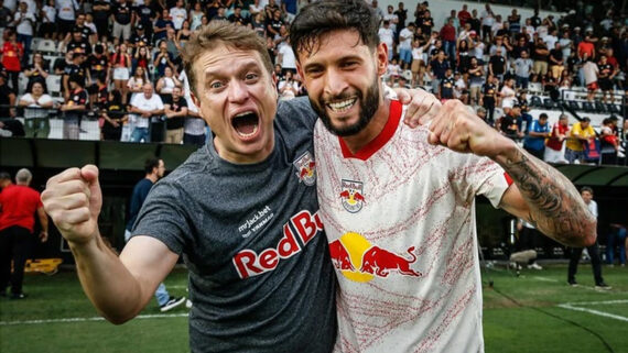 Com Fernando Seabra, Bragantino escapou da queda (foto:  Ari Ferreira/Red Bull Bragantino)