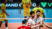 Jogadores de vôlei do Civitanova comemorando ponto diante do Praia Clube (foto: Divulgação/FIVB)