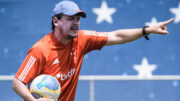 Diniz em treino do Cruzeiro (foto: Gustavo Aleixo/Cruzeiro)