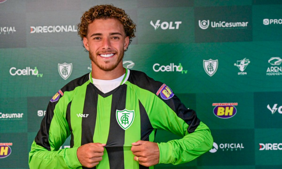 Figueiredo foi apresentado no América (foto: Mourão Panda/América)