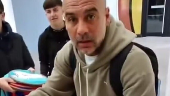 Print de vídeo em que aparece Pep Guardiola (foto: Reprodução)