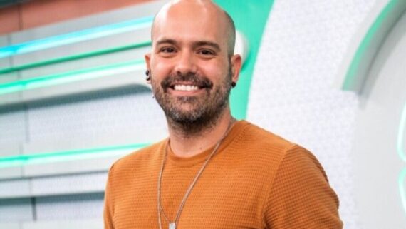 Lucas Gutierrez sorri para a câmera (foto: Divulgação / Globo)