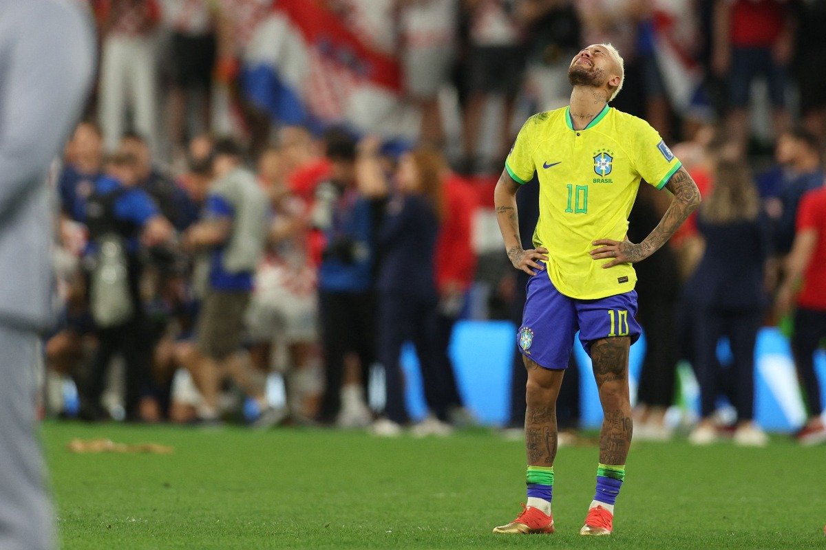 Neymar lamenta derrota para Croácia na Copa de 2022 (foto: Adrian DENNIS / AF)