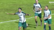 Zagueiro Pedro Manoel marcou o gol que deu a vitória ao Guarani sobre o Atlético (foto: Reprodução/SporTV)