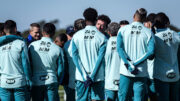 Jogadores do Cruzeiro durante treino nos EUA (foto: Gustavo Aleixo/Cruzero)