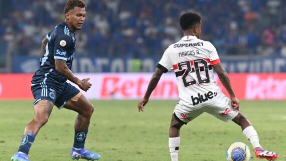 Gabriel Veron, do Cruzeiro, contra o São Paulo (foto: Leandro Couri/EM/D.A Press)