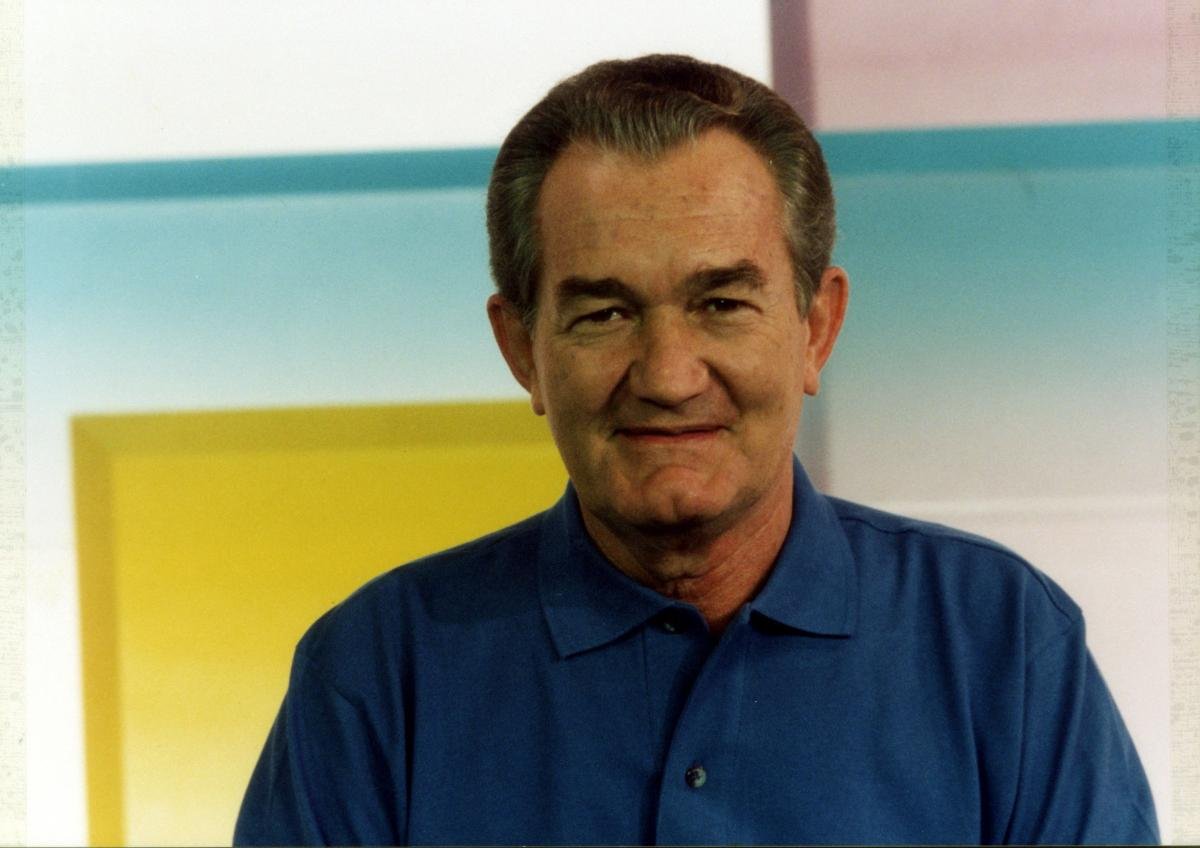 Léo Batista, a 'Voz Marcante' do jornalismo esportivo brasileiro (foto: Divulgação/Globo)