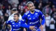 Matheus Pereira, meio-campista do Cruzeiro, comemorando gol contra o São Paulo (foto: Gustavo Aleixo/Cruzeiro)