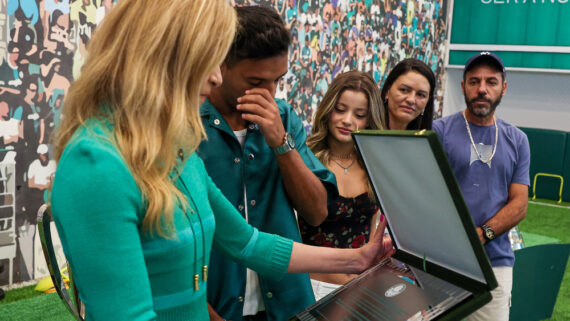 Gabriel Menino durante despedida do Palmeiras (foto: Fábio Menotti/Palmeiras)