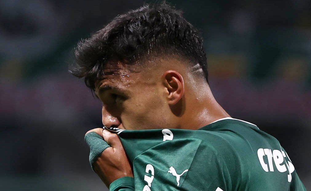 Gabriel Menino, meio-campista do Atlético, em ação pelo Palmeiras em 2022 (foto: Cesar Greco/Palmeiras)