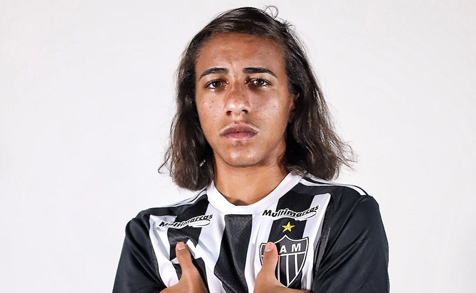 Lateral-esquerdo Pascini somou convocações para a Seleção Brasileira Sub-17 e é uma das esperanças do Atlético na Copinha (foto: Divulgação/X/GaloNaBase)