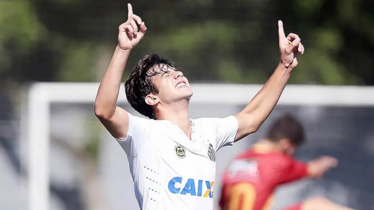 Sandro Perpétuo deixou Santos para fechar com o Atlético em 2022 (foto: Pedro Ernesto/Santos)