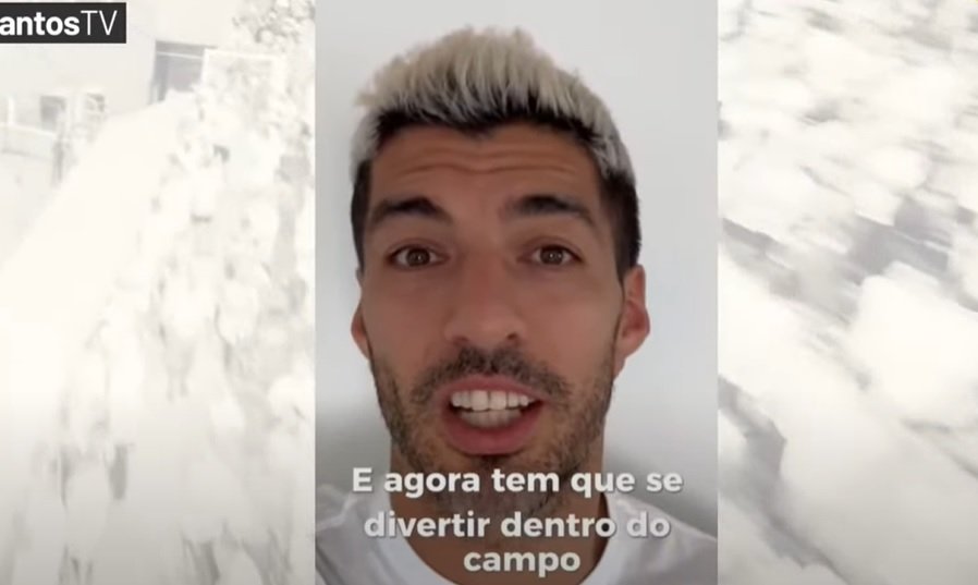 Mensagem de Suárez a Neymar no retorno do brasileiro ao Santos (foto: Divulgação/Santos TV)