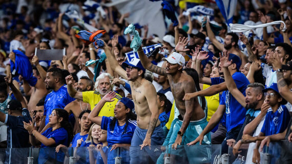 Torcida do Cruzeiro no Mineirão (foto: Gustavo Aleixo/Cruzeiro)