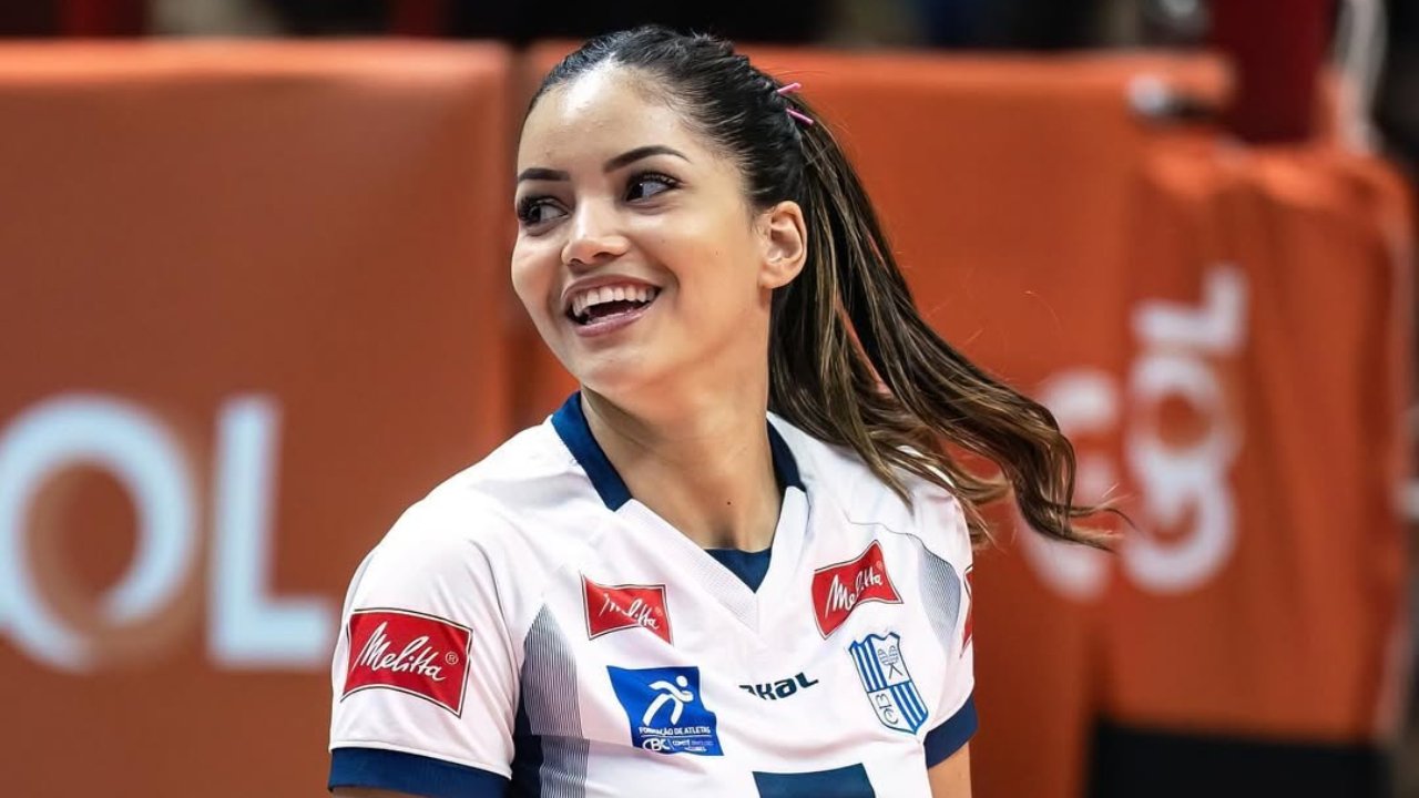 Nyeme com a camisa do Minas (foto: Reprodução/Instagram de Nyeme)