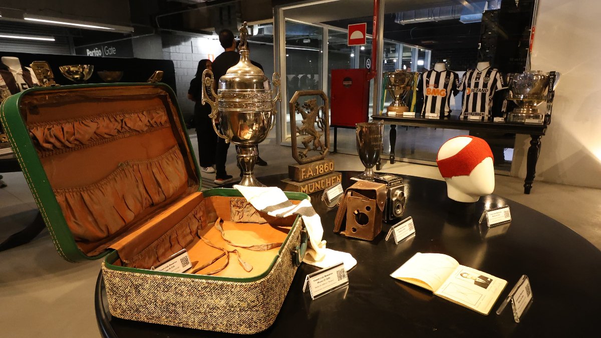 Atlético exibiu parte do acervo que estará no museu da Arena MRV e no memorial da Sede de Lourdes (foto: Marcos Vieira/EM/D.A Press)