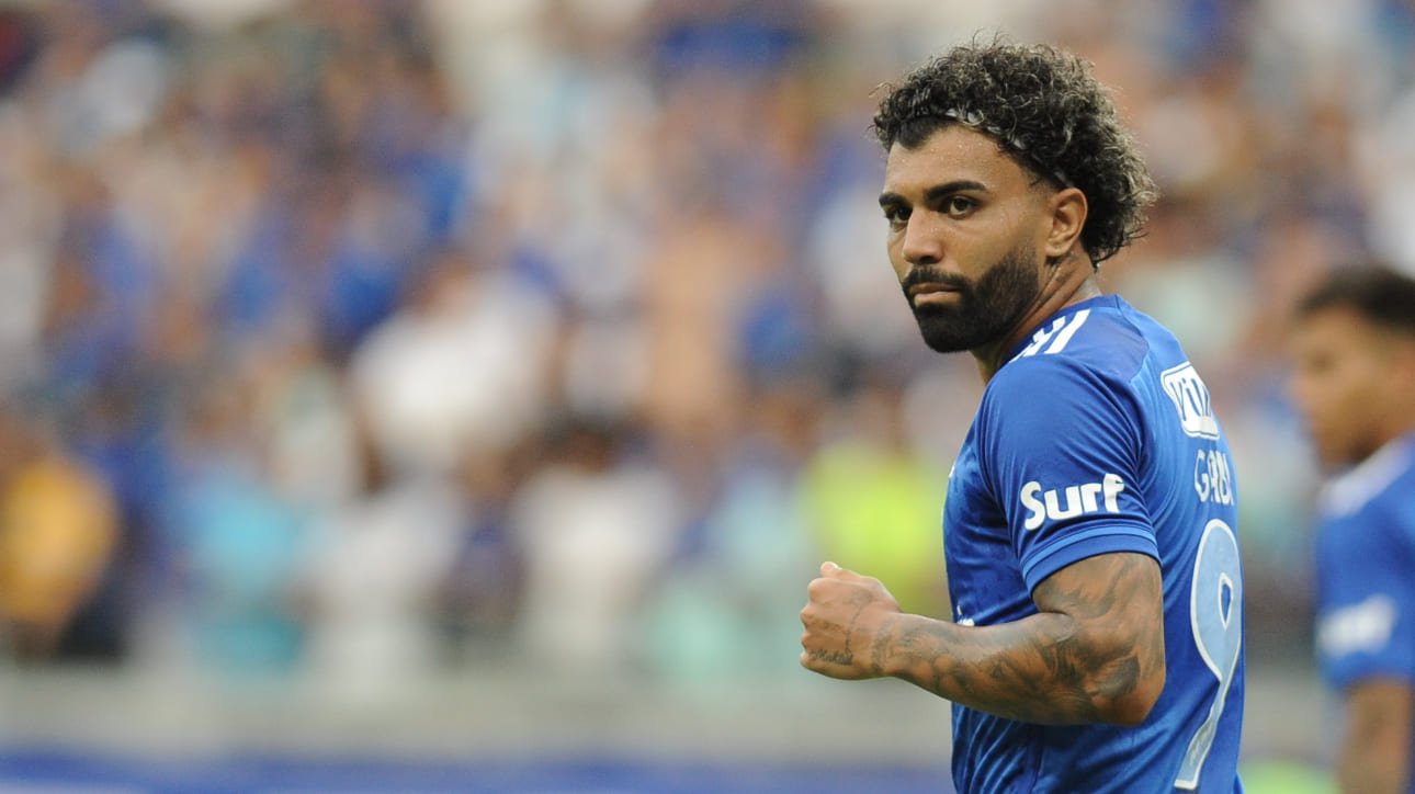 Gabigol, atacante do Cruzeiro, celebrando gol (foto: Alexandre Guzanshe/EM/D.A Press)