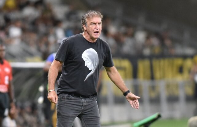 Cuca durante jogo do Atlético (foto: Ramon Lisboa/EM/D.A Press)