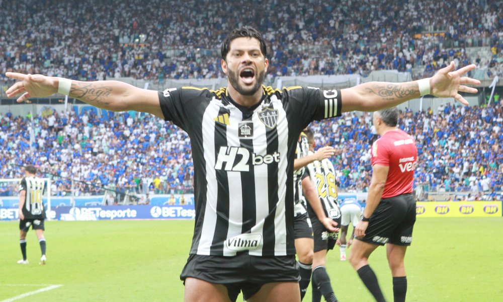 Hulk comemora gol pelo Atlético contra o Cruzeiro (foto: Edesio Ferreira/EM/DA.Press)