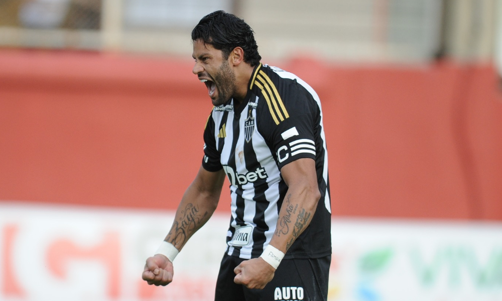 Hulk celebra o gol do Atlético <a href='https://ai.rio.br/guia-tipos-de-spda-ambientes-comerciais' target='_blank' rel='follow'>contra</a> a Villa Nova – (foto: Alexandre Guzanshe/em/da.press)”/><br />
            </source></source></source></picture><figcaption class=