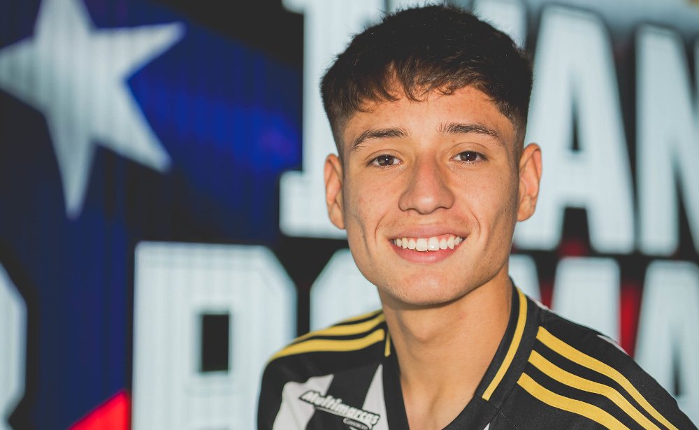 Iván Román, novo zagueiro do Atlético (foto: Pedro Souza/Atlético)