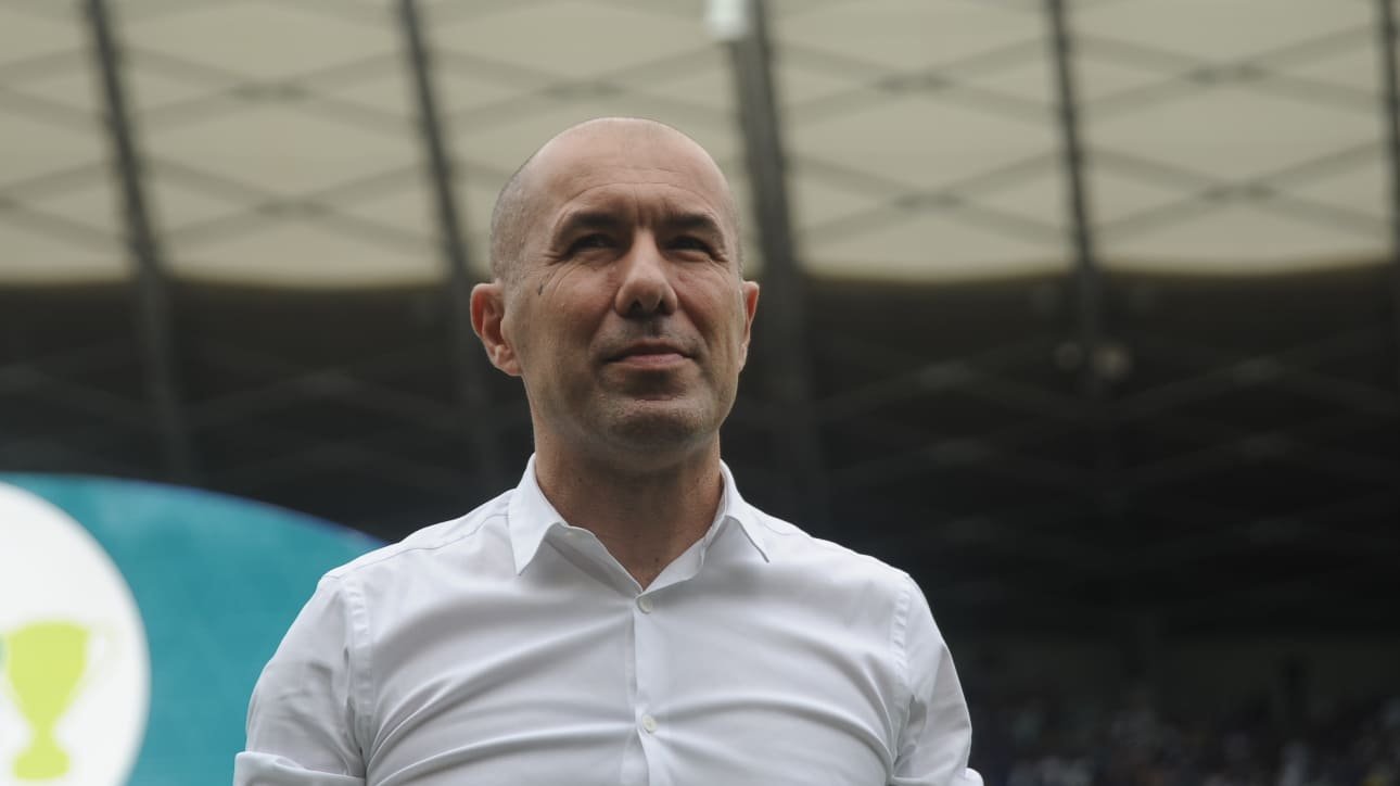 Leonardo Jardim, técnico do Cruzeiro, no Mineirão (foto: Alexandre Guzanshe/EM/D.A Press)