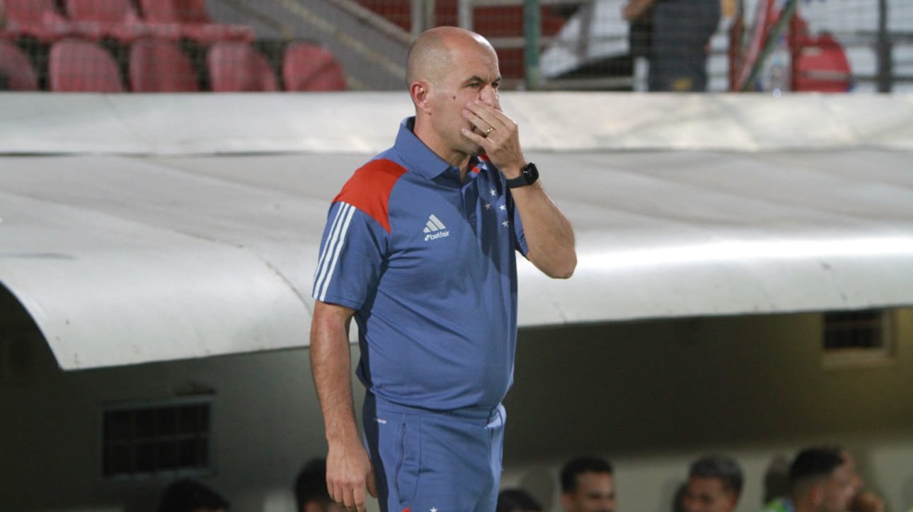 Leonardo Jardim, técnico do Cruzeiro (foto: Edesio Ferreira/EM/D.A Press)