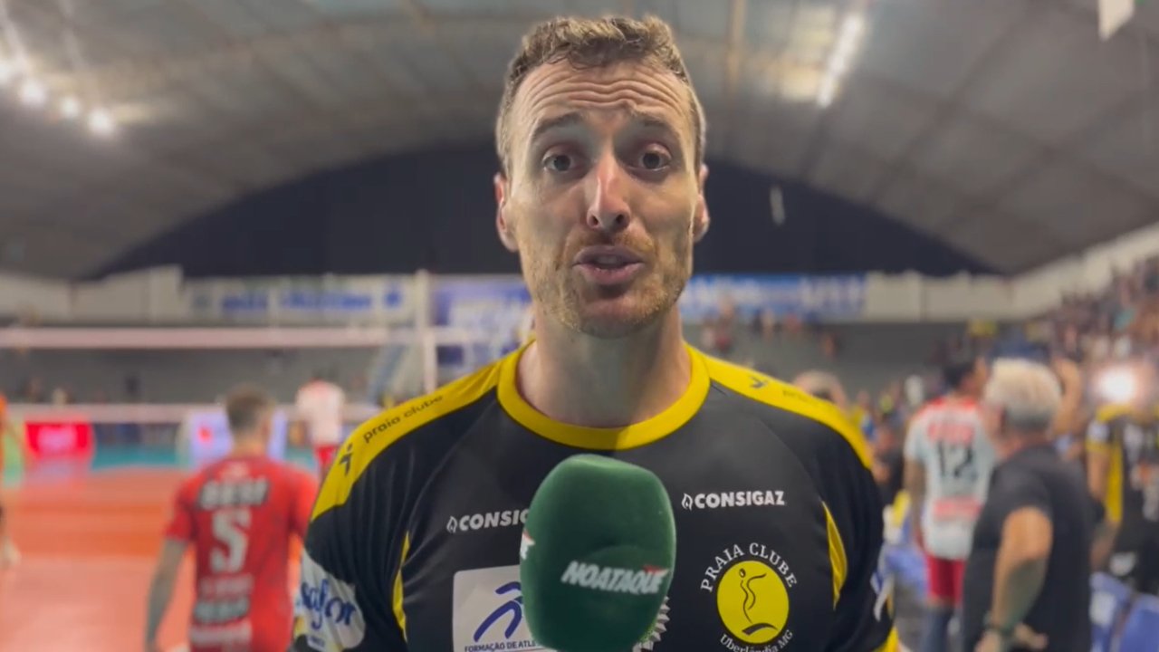 Franco, oposto do Praia Clube (foto: Pedro Bueno / No Ataque)