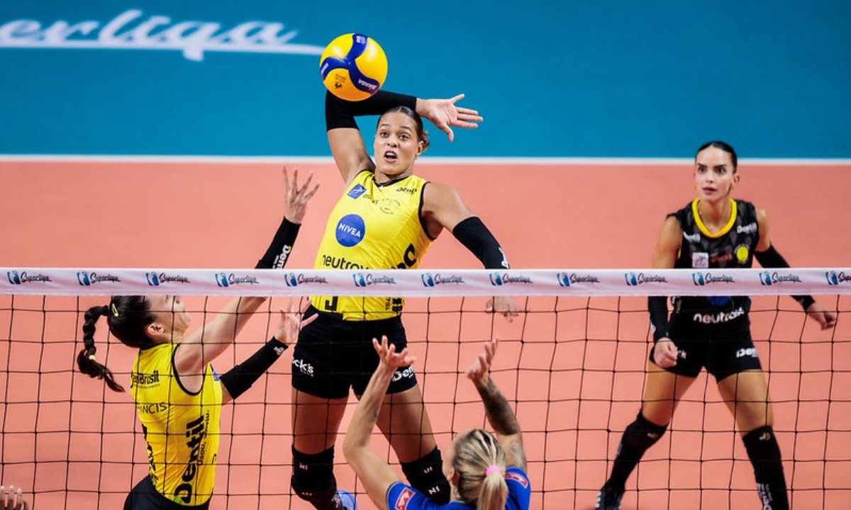 Adenízia lidera estatísticas da primeira fase da Superliga Feminina (foto: Hedgard Moraes/Minas Tênis Clube)